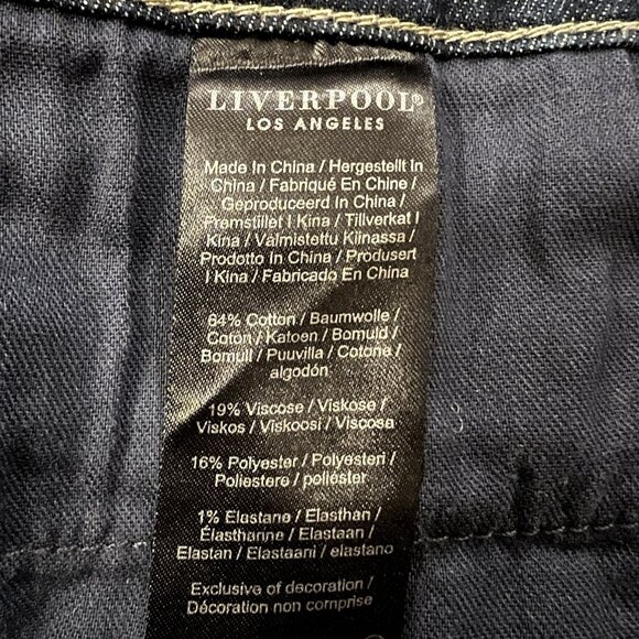 LIVERPOOL Jeans Womens 18W Blue Denim High Rise Straight Leg Stretch - Picture 7 of 9